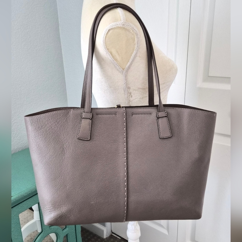 Tory Burch McGraw Pebbled Leather Large Tote - Picture 3 of 13